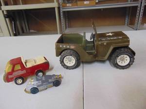 lot 3268 image: Tonka Jeep and More