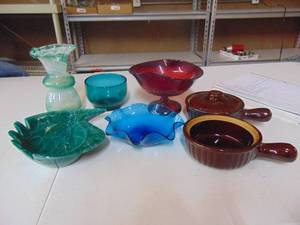 lot 3273 image: Miscellaneous Glassware