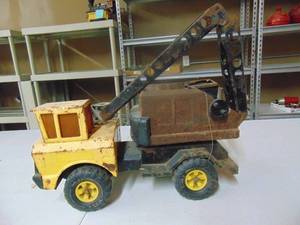 lot 3287 image: Tonka Crane