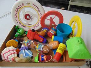 lot 3293 image: McDonalds Kids Meal Toys