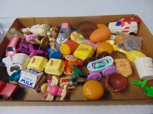 lot 3295 image: McDonalds Kids Meal Toys
