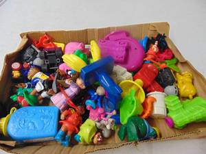 lot 3296 image: McDonalds Kids Meal Toys