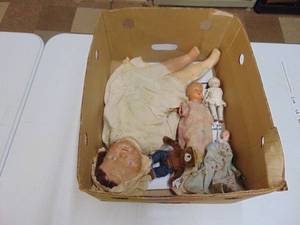 lot 3337 image: Vintage Dolls