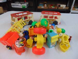 lot 3374 image: Fisher Price and More