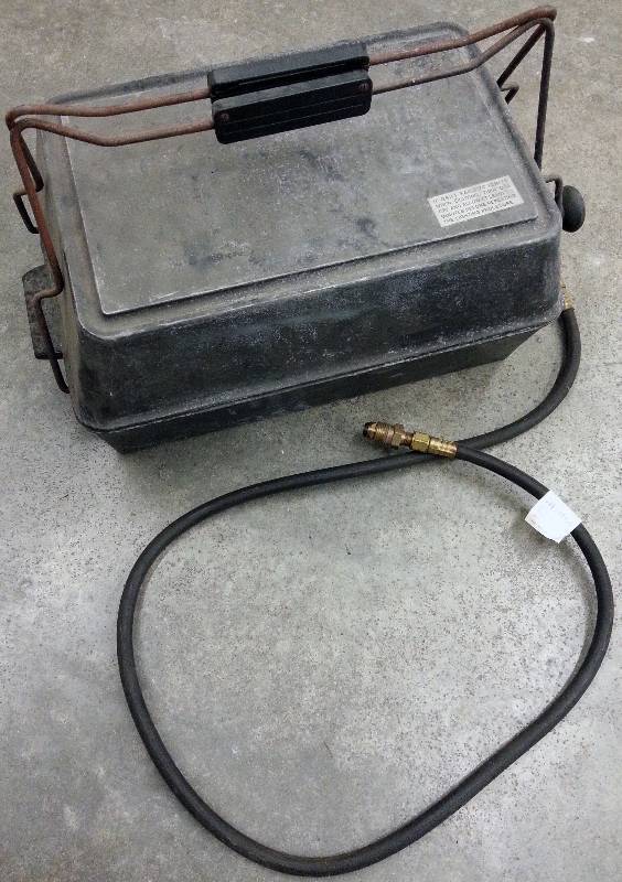 lot 1733 image: Cool old cast aluminum RV Camper or even at home is this portable propane grill with handle.