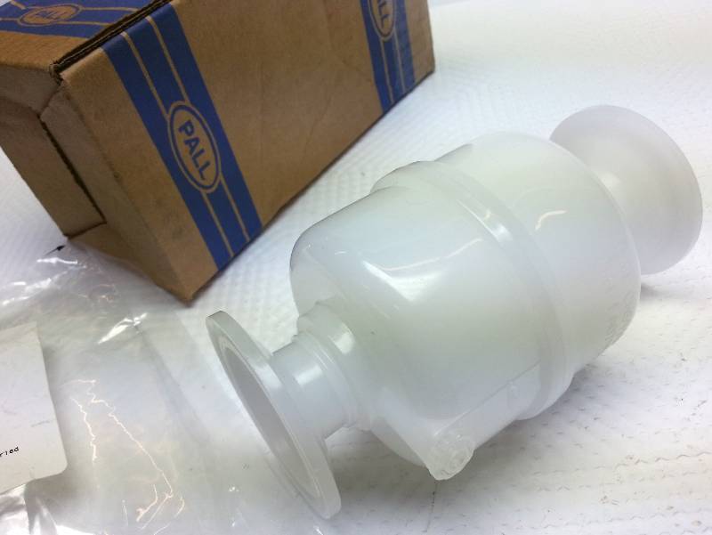 lot 1746 image: New in the box Pall brand product CHS91SP replacement cartridge assembly