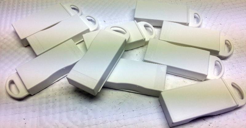 lot 9174 image: Package of 10 Small plastic pillboxes with a lid that attaches to your key chain, purse or whatever.