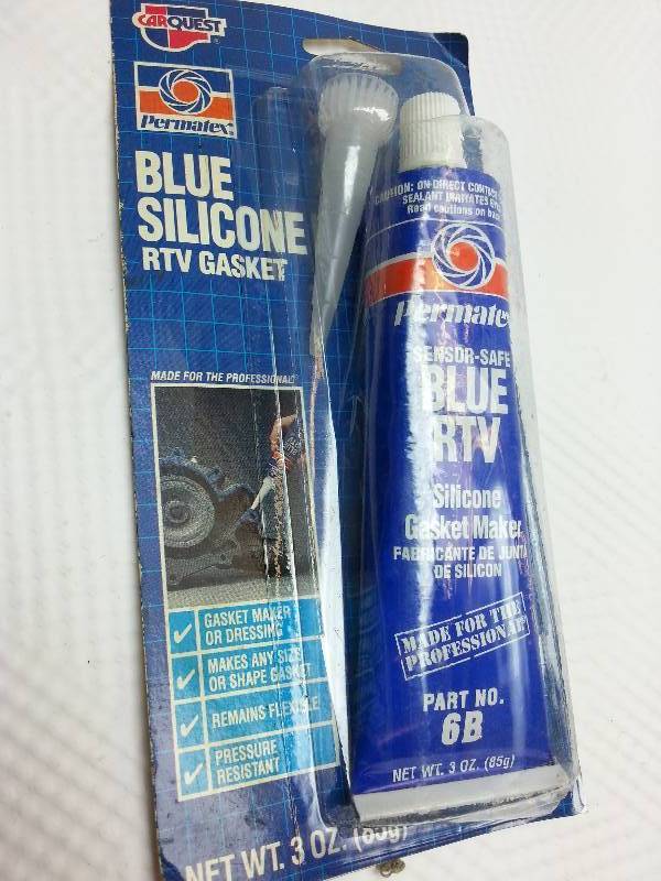 lot 1844 image: New 3 ounce tube of Carquest  Permatex Blue Siiicone RTV gasket material