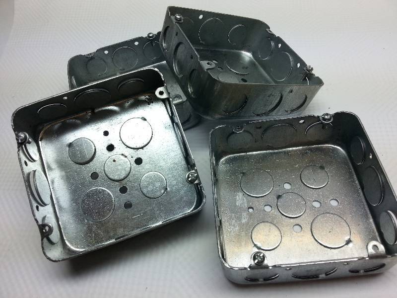 lot 9183-4 image: Package of 4 new electrical construction boxes.  If you have a remodel or new addition, save yourself some money with this deal
