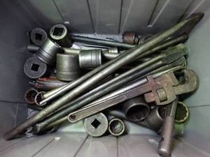 lot 37449 image: Pipe Wrench and Huge SK Sockets