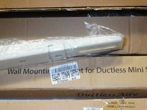 lot 37479 image: White Tension Rod