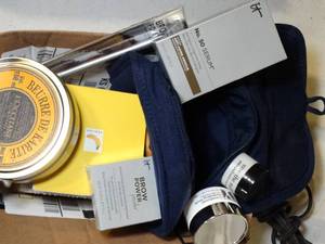 lot 37487 image: Anti - Aging Serum  Make-up  Etc