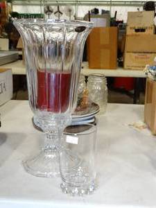 lot 37494 image: Lot of 2 Glass Candle Holders