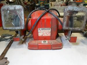 lot 37573 image: Delco Electric Motor Bench Grinder