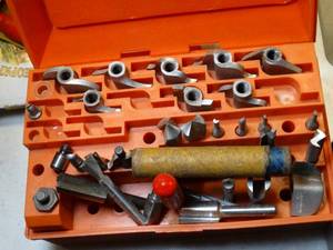 lot 37599 image: Lot of Craftsman Router Bits
