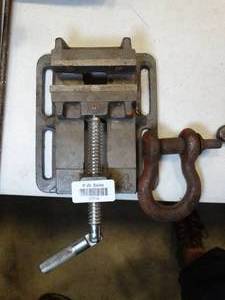 lot 37604 image: Table mount vice & chain brace  connector
