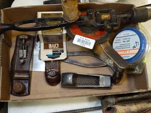 lot 37606 image: Lot of Assorted Hand Tools