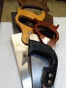 lot 37607 image: Lot of Hand Saws