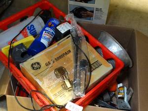 lot 37674 image: Hardware & Household Items - Misc Lot