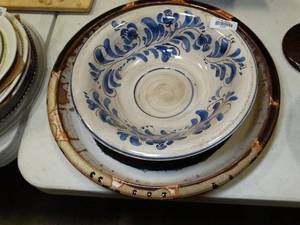 lot 37697 image: Large Pottery Pieces - Serving Dishes