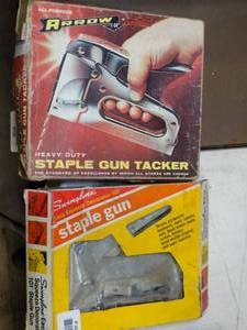 lot 37735 image: Heavyweight Staple Gun & Tacker (2)