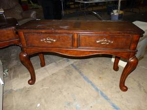 lot 37783 image: Wood Sofa table w 2 drawers