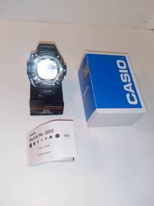 lot 3007 image: Mens Casio Sports Gear Watch