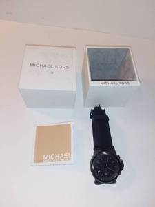 lot 3009 image: Black Mens Michael Kors Watch