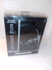 lot 3017 image: Panasonic Noise Canceling Headphones Rp-hc500 With Case Audio Cable & Adapters