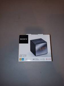 lot 3103 image: Sony - AMFM Dual-Alarm Clock Radio - Black