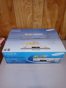 lot 3111 image: Samsung Dvd-v8500 Dvd Player Combo Dvdcd Player Hifi Vcr With Remote