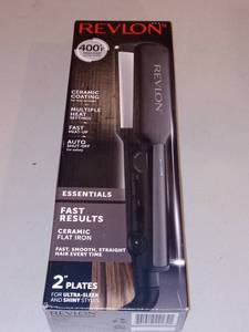 lot 3119 image: Revlon Essentials Ceramic 2 Flat Iron, Black