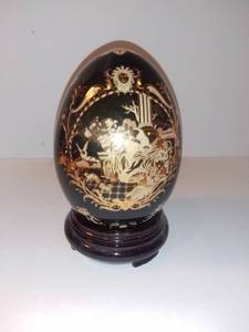 lot 4120 image: Chinese Satsuma Black Gilded Porcelain Egg With Wood Stand