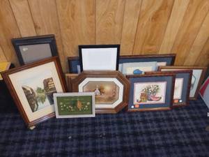 lot 4214 image: Lot of Artwork and Frames