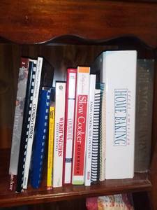 lot 1008 image: Lot of Cookbooks