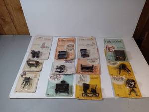 lot 3188 image: Lot of 12 vintage Holly Hobbie collectible diecast accessories with working parts