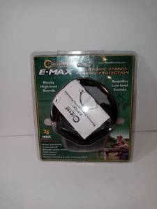 lot 3202 image: PAST E-MAX HEARING PROTECTION BLACKGREEN