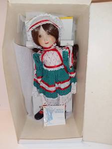 lot 4220 image: Holly Hobbie China Doll by Gorham - Green Dress