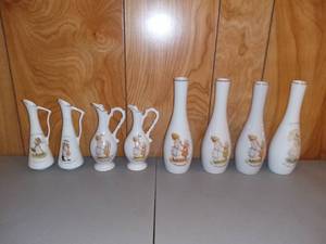 lot 4232 image: Lot of 8 Holly Hobbie Vases