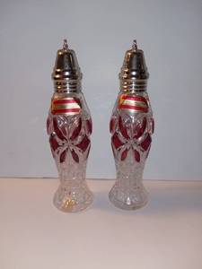 lot 4236 image: Vintage Lead Crystal Salt and Pepper Shakers - Made in Germany