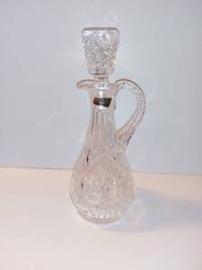 lot 4241 image: Violetta Lead Crystal Cruet