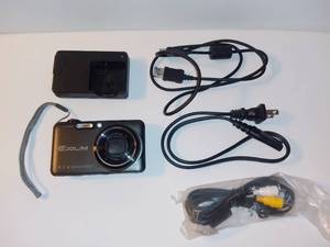 lot 4249 image: Casio Exilim HS Digital Camera