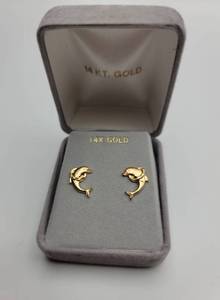 lot 100 image: 14k Yellow Gold Dolphin Earrings