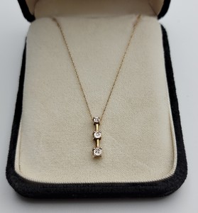 lot 109 image: 10k Yellow Gold 3 Tier Diamond Necklace - 1.2g