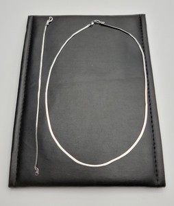 lot 110 image: 14k White Gold Necklace and Bracelet Set - 5.1g