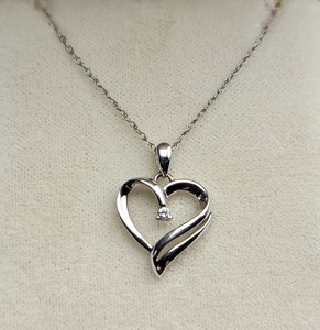 lot 116 image: 925 Heart Pendant on 925 Chain