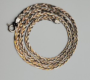 lot 122 image: 20 925 Italy Tri-Color Necklace - 6.8g