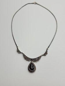 lot 127 image: 925 Filigree Necklace with Stone