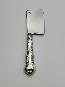 lot 135 image: Strasbourg by Gorham Sterling Silver Cheese Cleaver