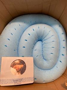 lot 7847 image: Subrtex Comfort Gel Infused Memory Foam Mattress Topper - King - 2 Inch